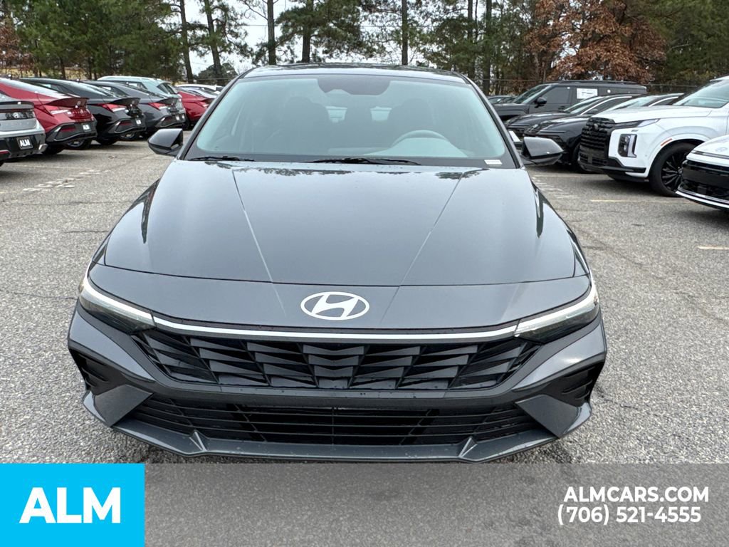 Used 2026 Hyundai Elantra Sport FWD image 9