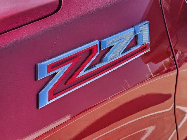Used 2024 Chevrolet Silverado 1500 LTZ AWD/4WD image 9