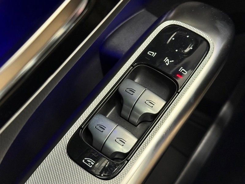 New 2026 Mercedes-Benz GLC 300 4MATIC image 16