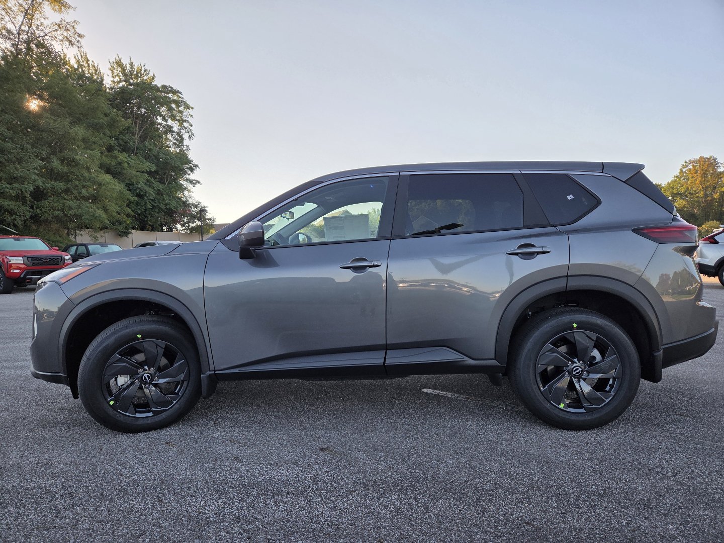 New 2027 Nissan Rogue SV AWD/4WD image 14