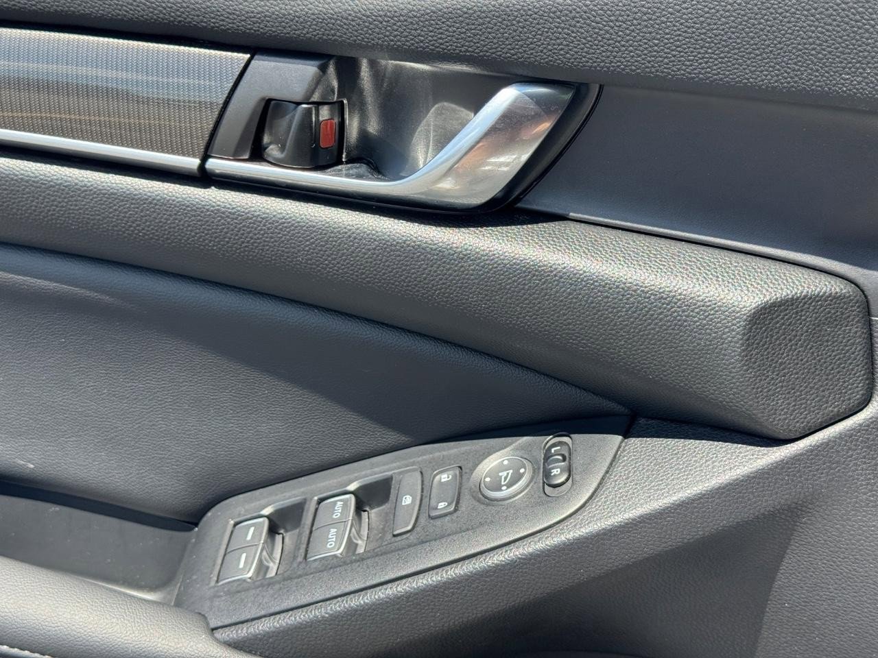 Certified 2022 Honda Accord Sport image 25