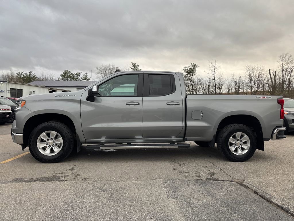 Used 2024 Chevrolet Silverado 1500 LT w/ Protection Package image 8