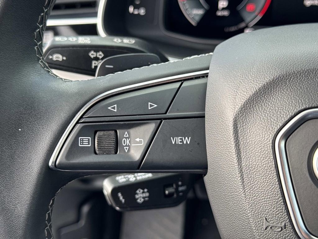 Used 2022 Audi Q8 Premium Plus image 27