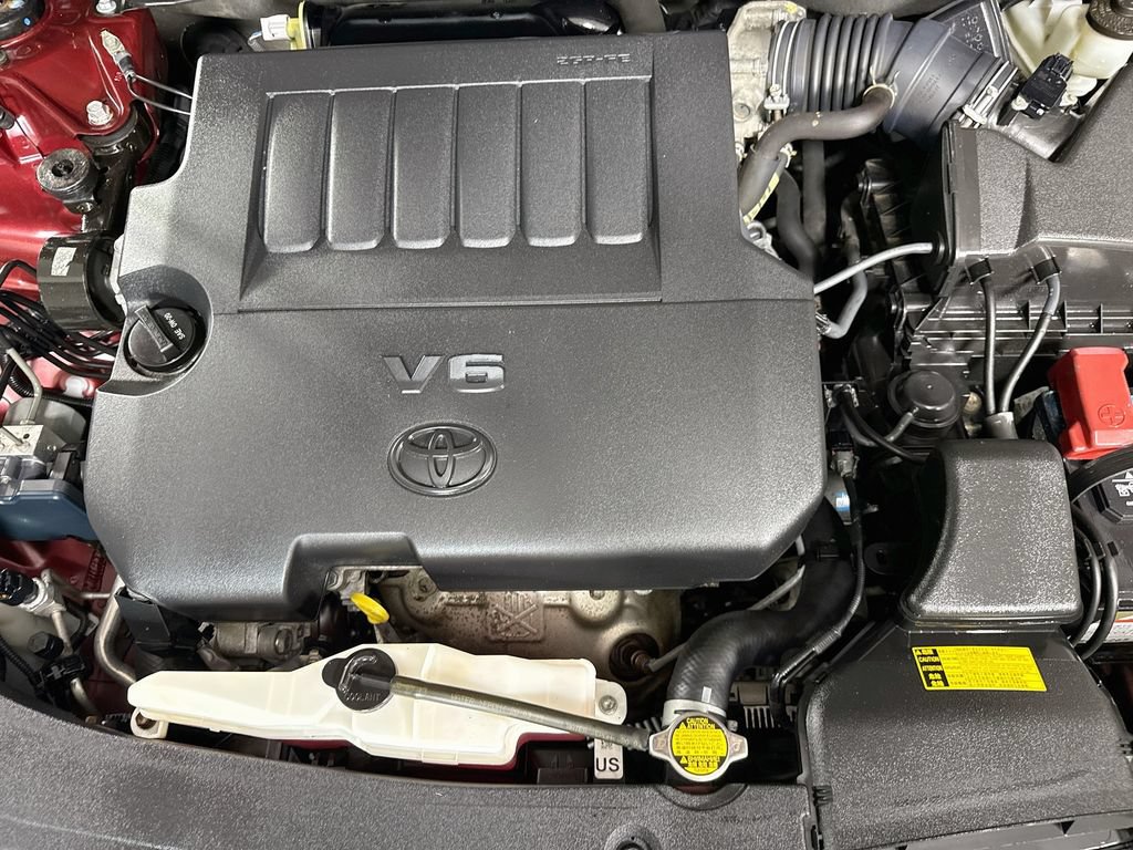 Used 2013 Toyota Avalon Limited FWD image 35