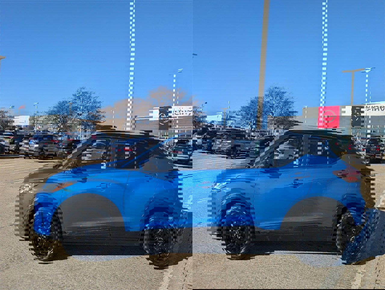 Certified 2023 Nissan Kicks SV image 3