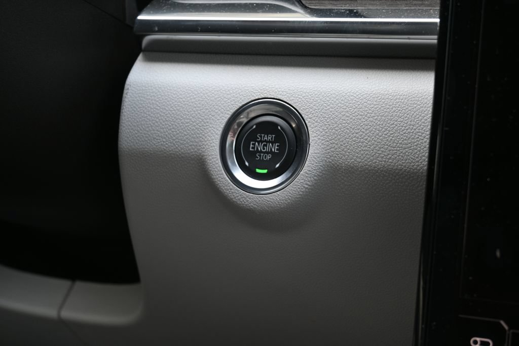 Used 2026 GMC Terrain Denali w/ LPO, Floor Liner Package AWD/4WD image 12