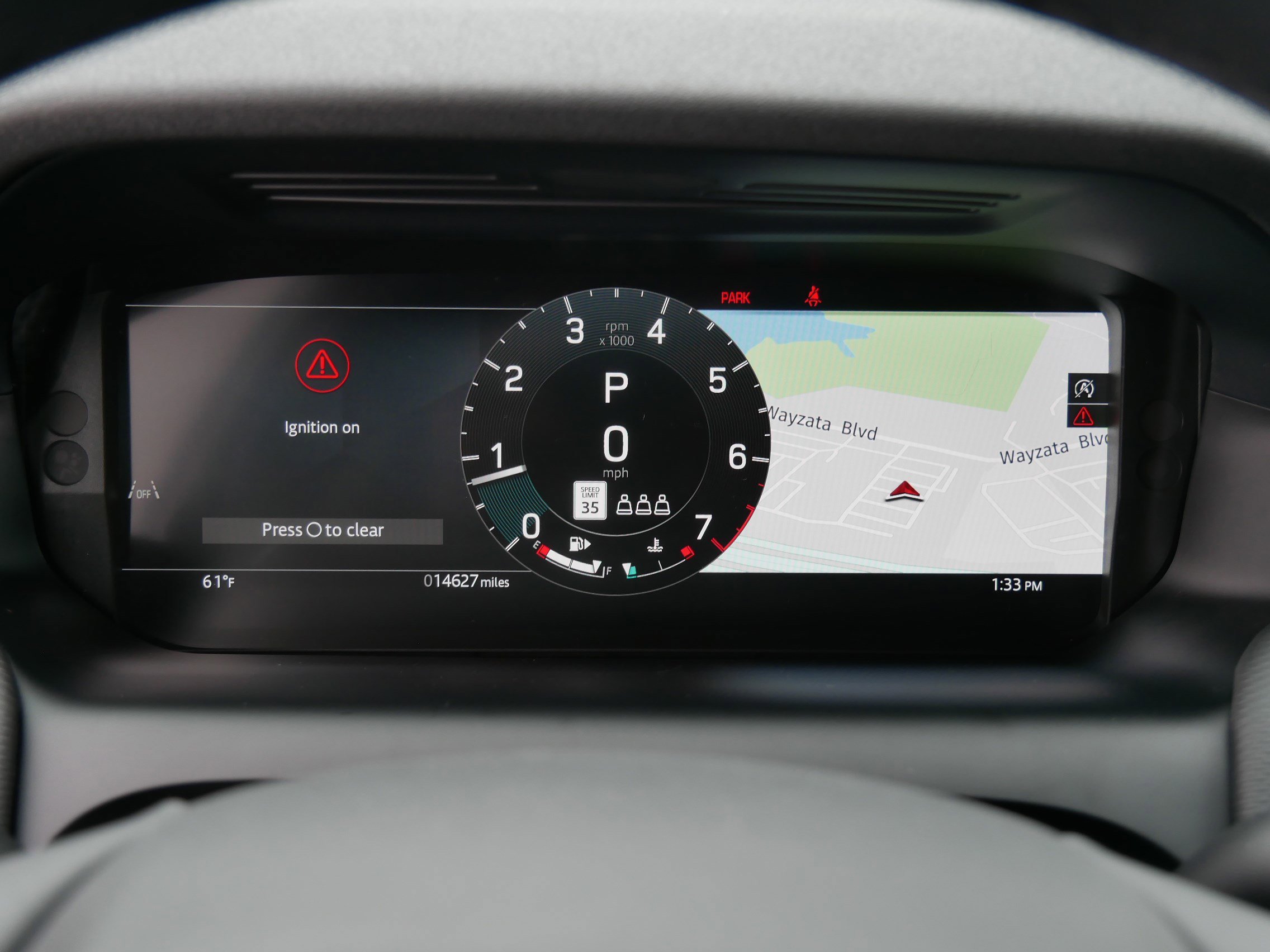 Used 2024 Land Rover Discovery Sport Dynamic SE image 21