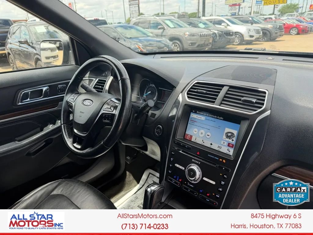 Used 2017 Ford Explorer Limited w/ Equipment Group 301A FWD image 15
