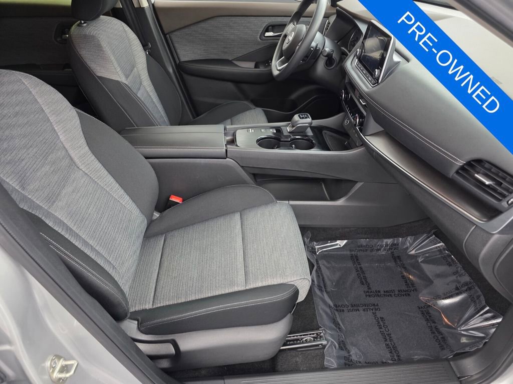 Used 2023 Nissan Rogue SV FWD image 26