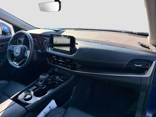 Used 2023 Nissan Rogue Platinum image 31