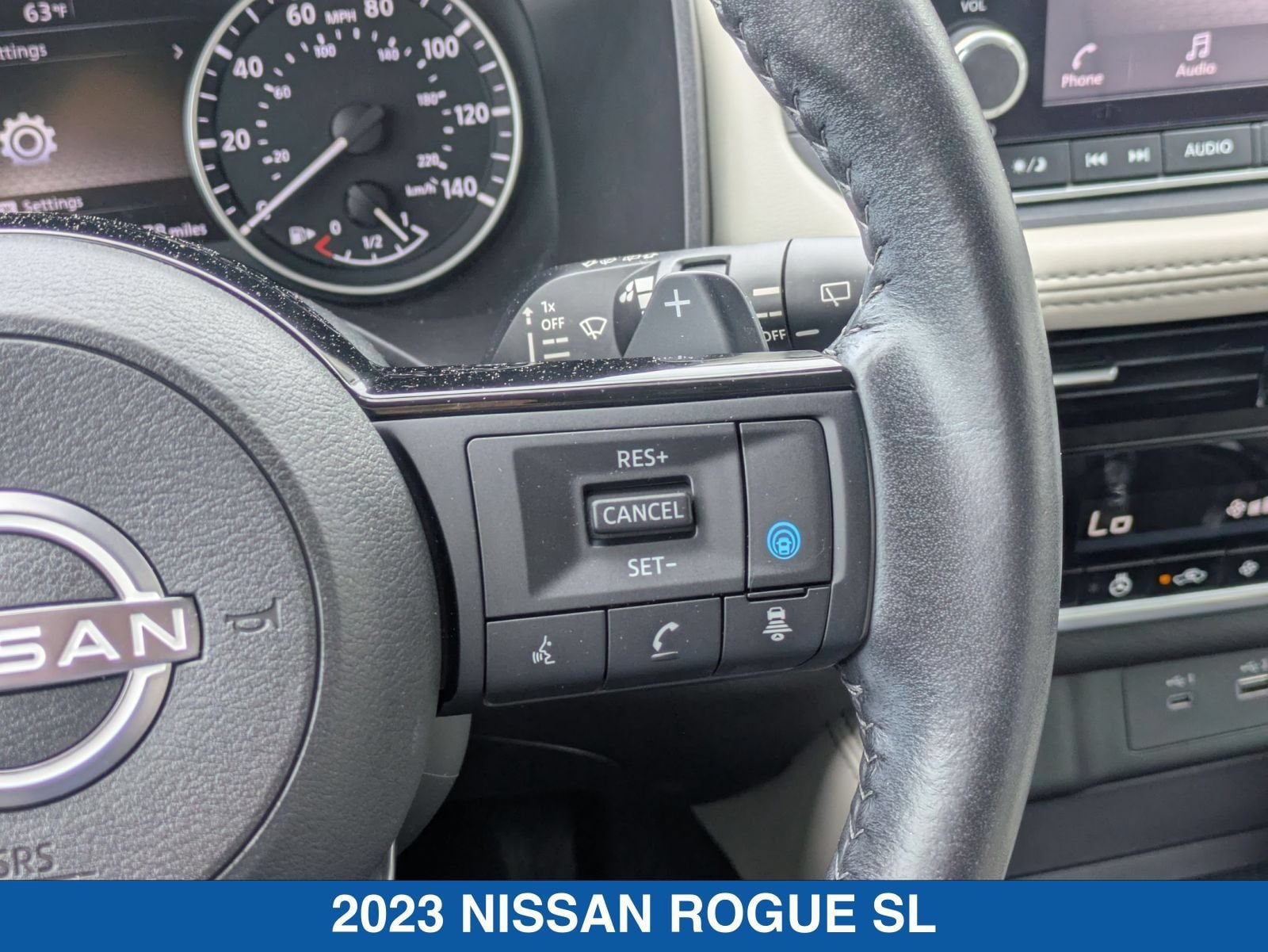 Used 2023 Nissan Rogue SL AWD/4WD image 18