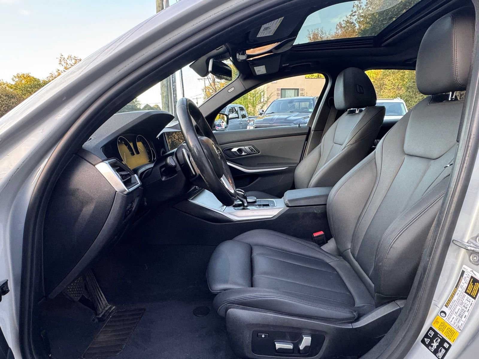 Used 2019 BMW 330i xDrive Sedan image 12