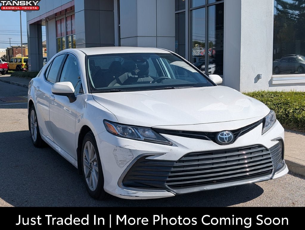 Certified 2023 Toyota Camry LE FWD image 1