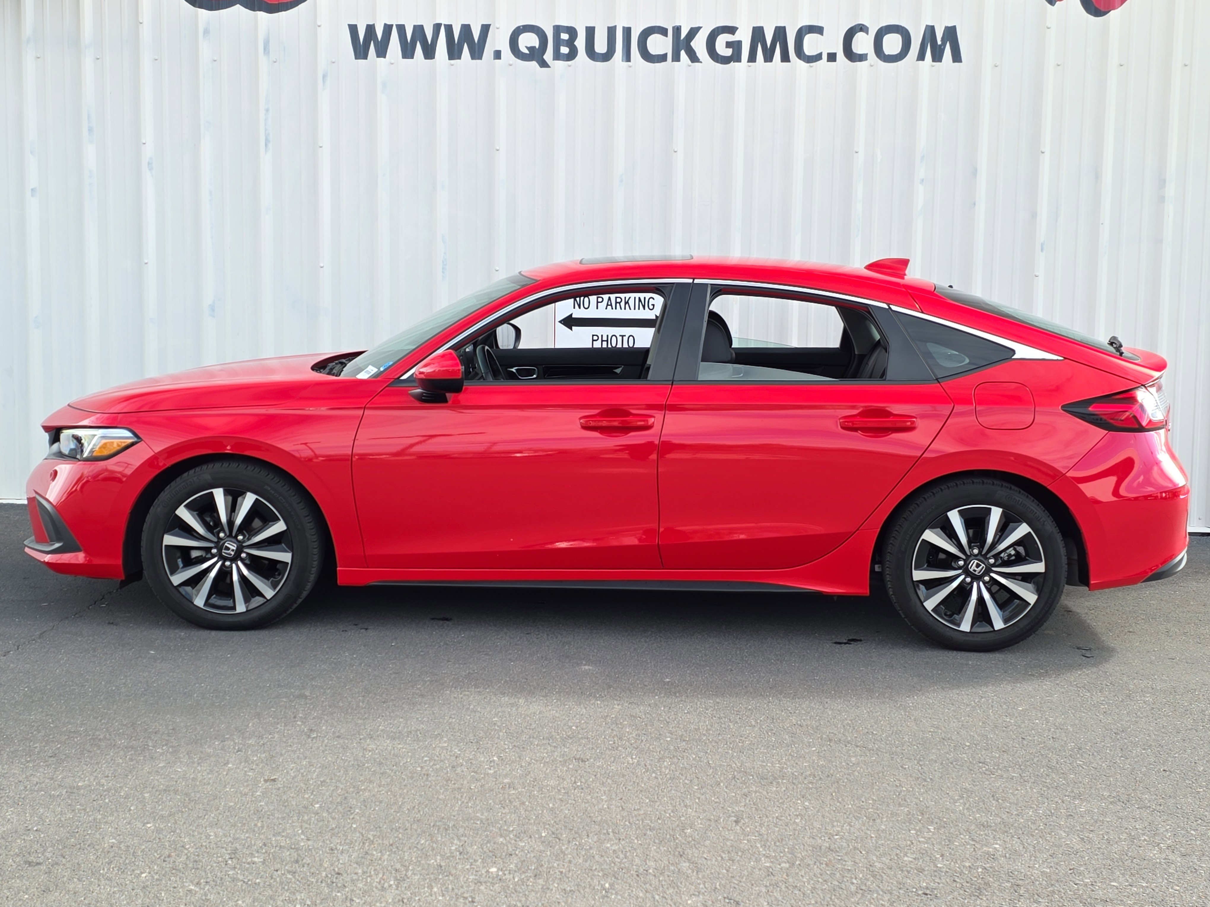 Used 2024 Honda Civic EX-L image 4