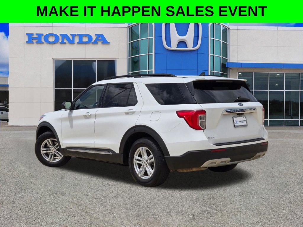 Used 2023 Ford Explorer XLT w/ Equipment Group 202A RWD image 5