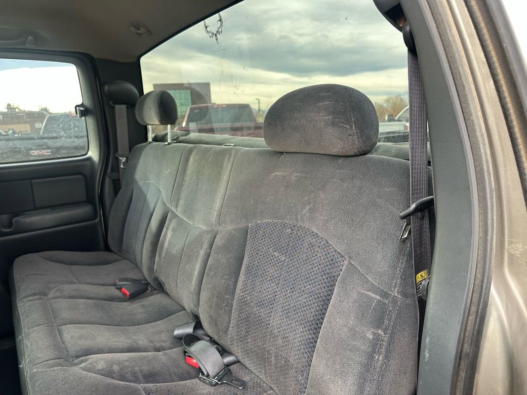 Used 2001 Chevrolet Silverado 2500 LS image 30