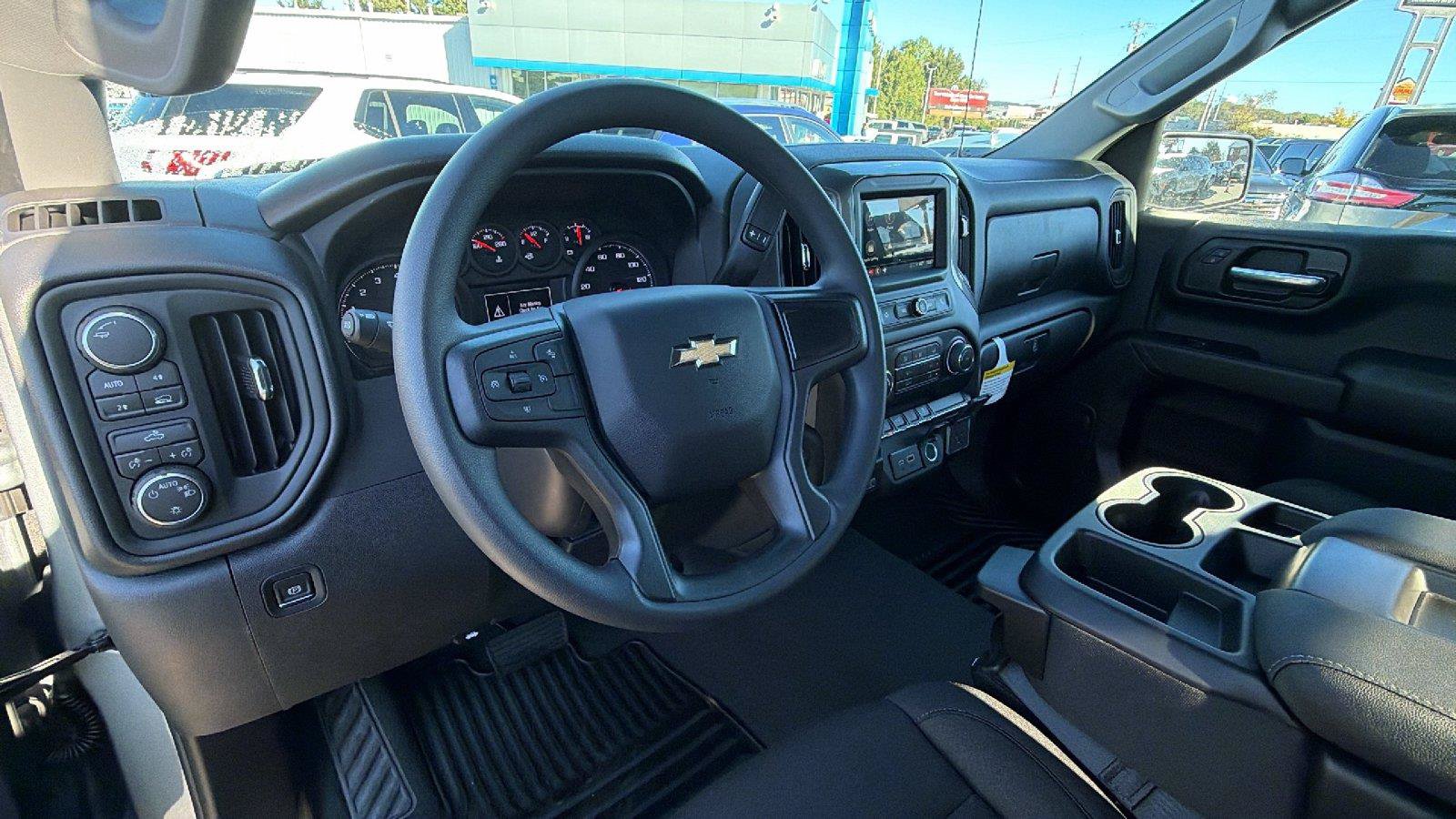 New 2026 Chevrolet Silverado 1500 Custom AWD/4WD image 3