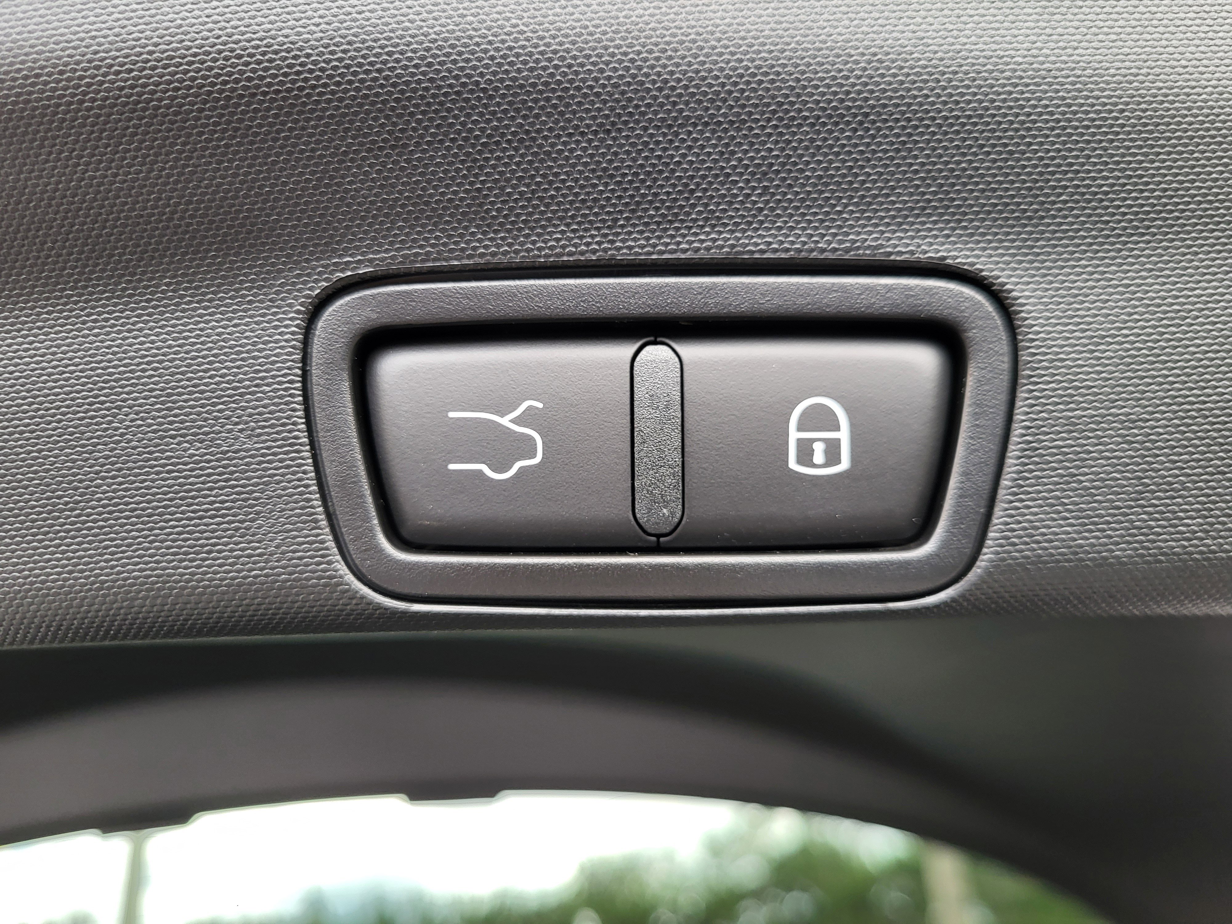 New 2025 Alfa Romeo Stelvio Sprint image 23