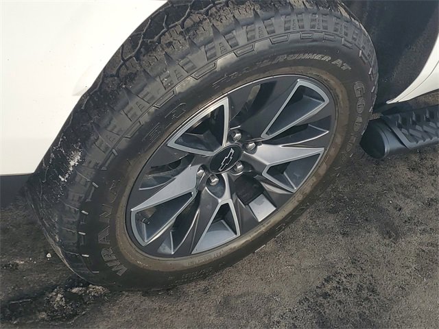 Certified 2023 Chevrolet Tahoe Z71 w/ Luxury Package image 5