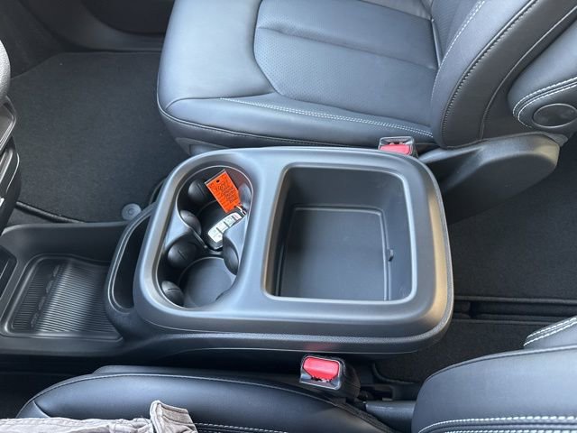 New 2026 Chrysler Pacifica Select image 16