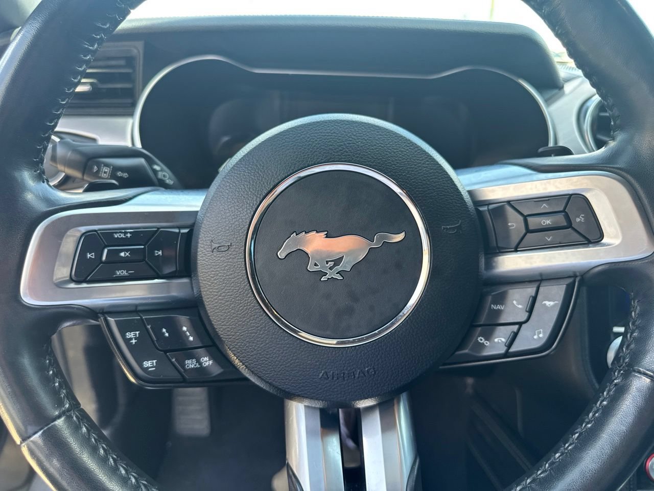 Used 2022 Ford Mustang GT Premium w/ Equipment Group 401A RWD image 10