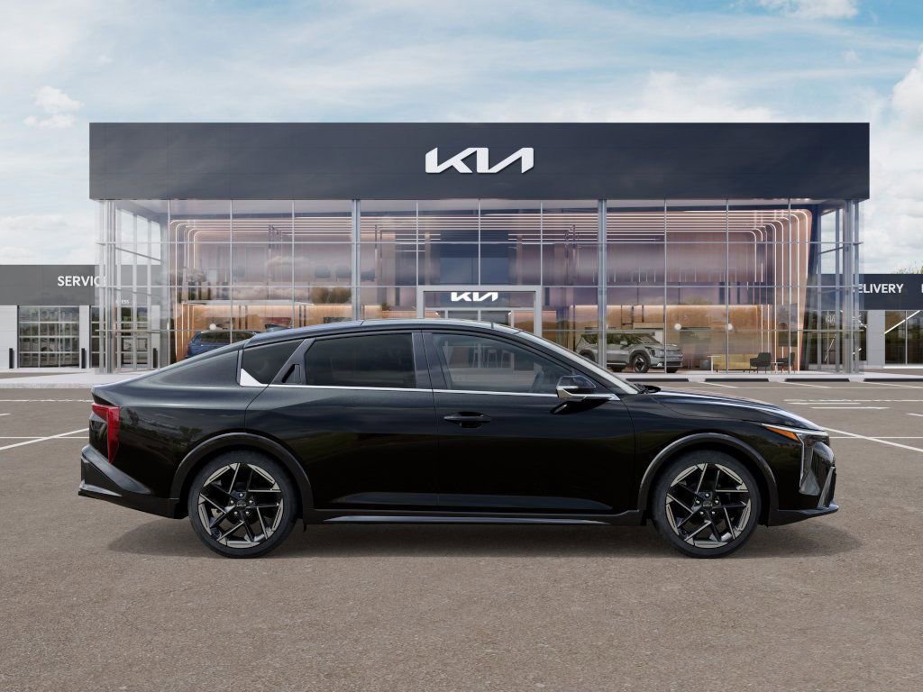 New 2025 Kia K4 GT-Line w/ GT-Line Sunroof Package FWD image 7