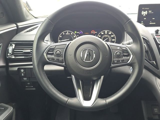 Used 2025 Acura RDX SH-AWD image 13
