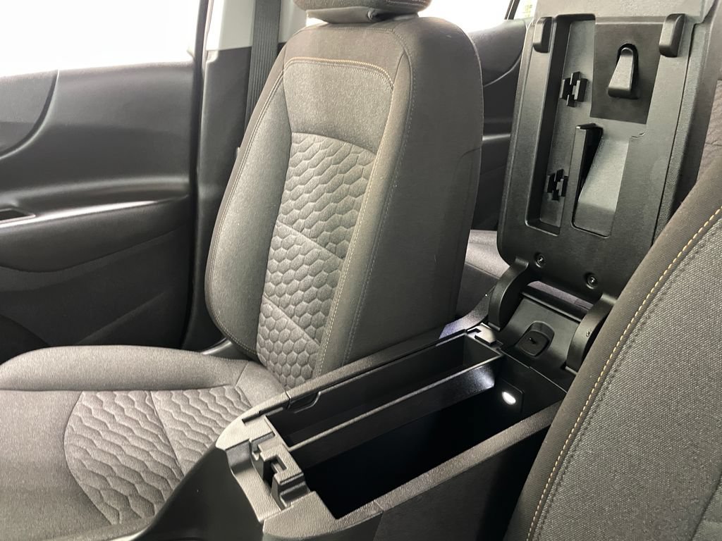 Used 2020 Chevrolet Equinox LT FWD image 30