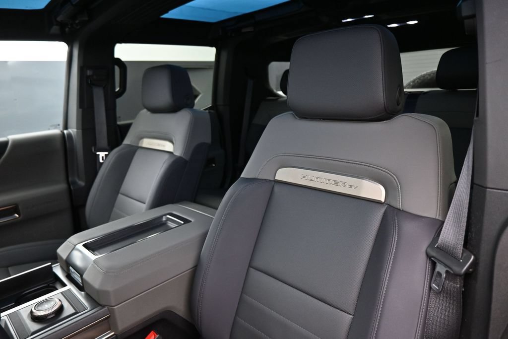 Used 2025 GMC Hummer EV 3X AWD/4WD image 13