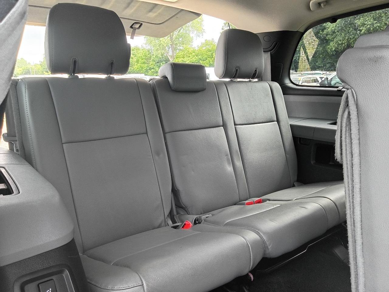 Used 2017 Toyota Sequoia Limited w/ Safety & Convenience Package AWD/4WD image 26