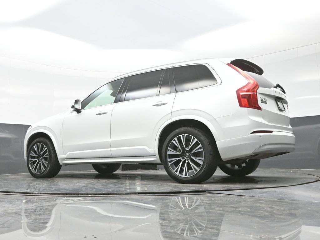 Used 2022 Volvo XC90 T6 Momentum w/ Climate Package AWD/4WD image 29