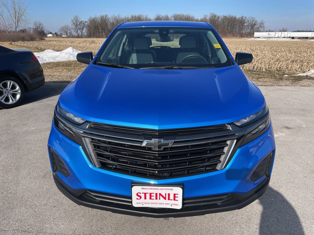 Used 2024 Chevrolet Equinox LS w/ Sport Edition image 2