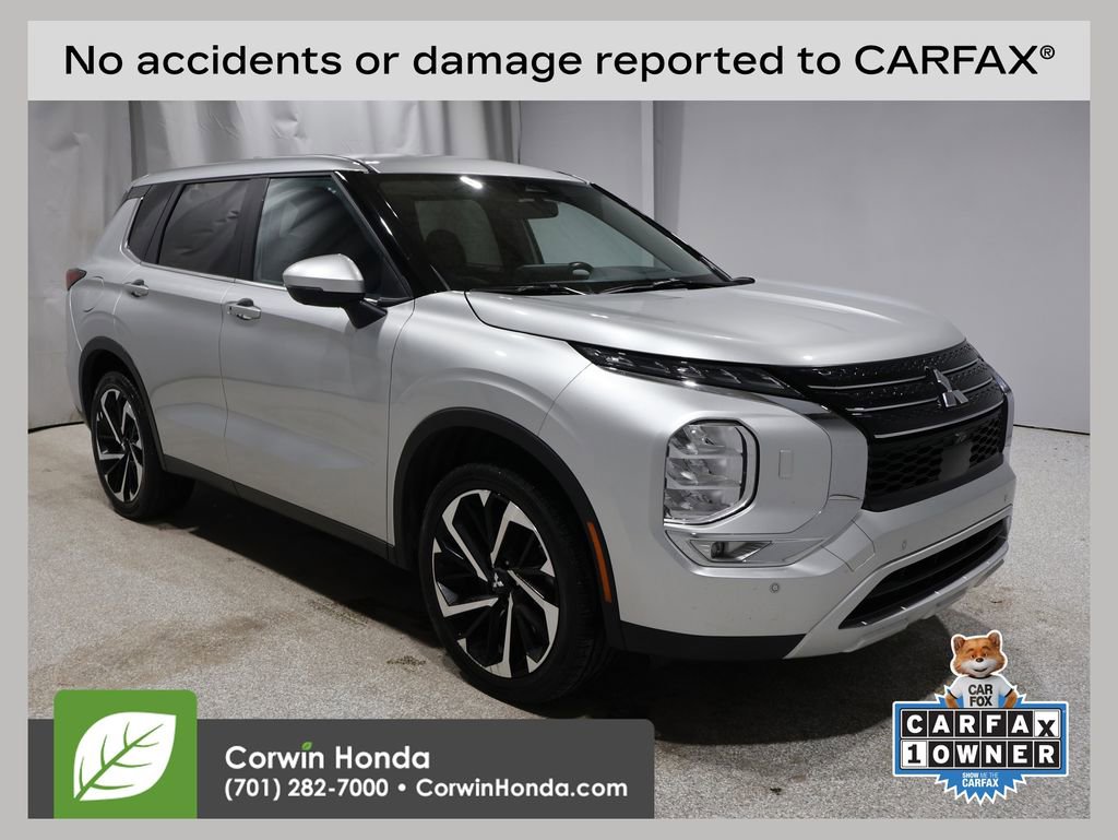 Used 2024 Mitsubishi Outlander SE