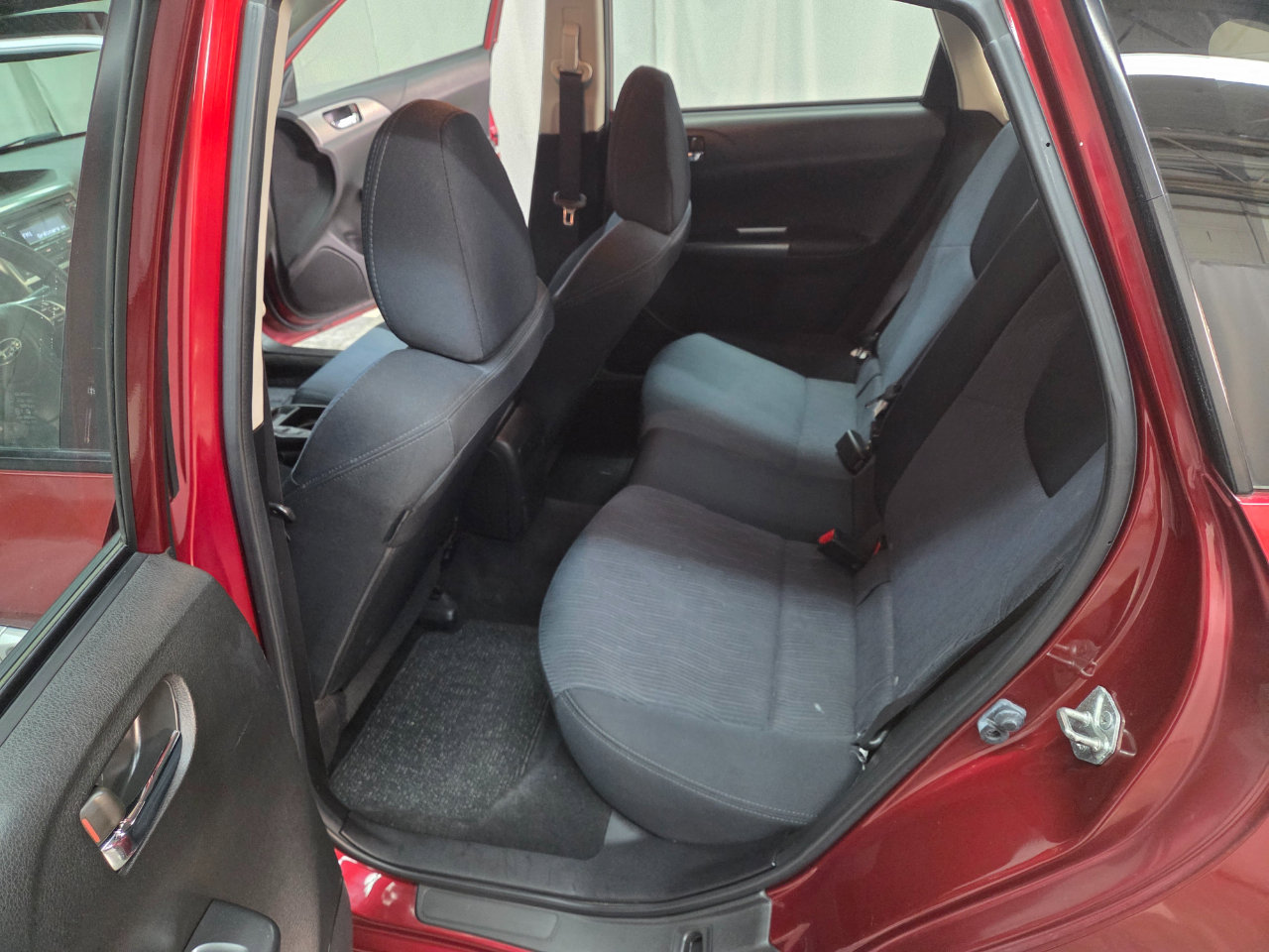 Used 2011 Subaru Impreza Outback Sport image 16