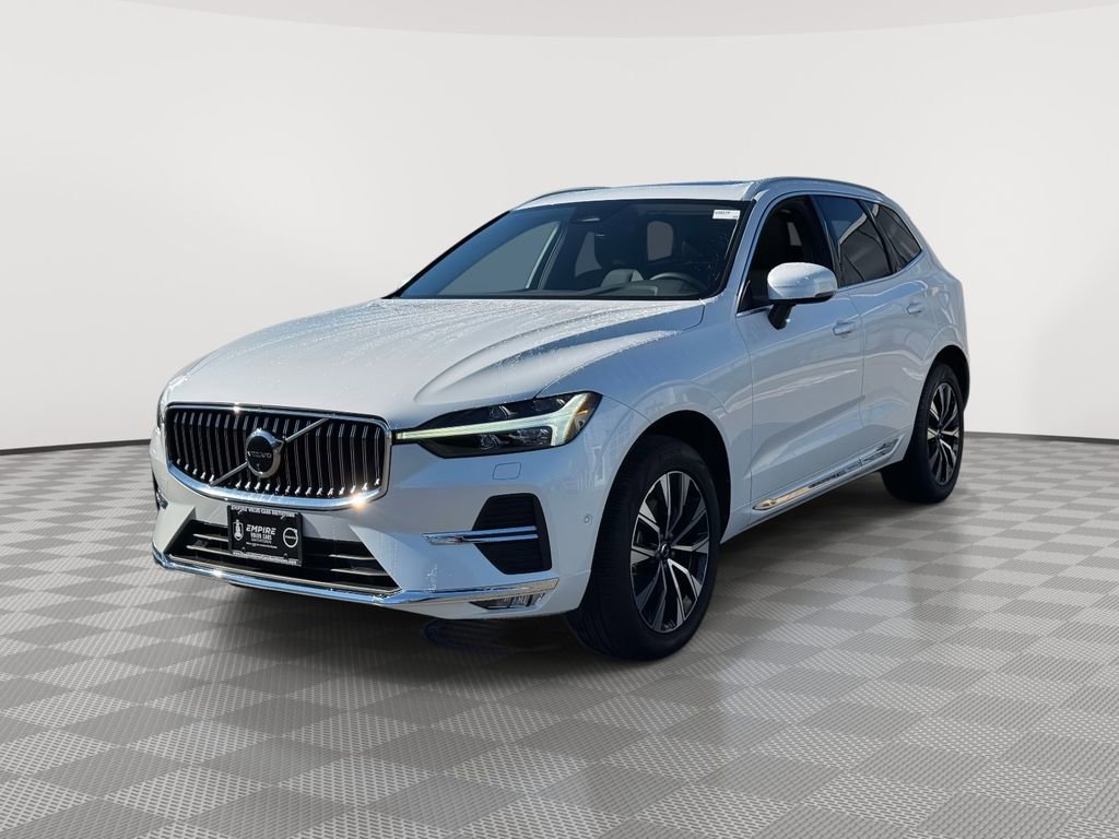 Certified 2023 Volvo XC60 B5 Plus image 2