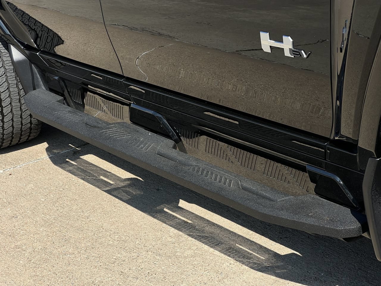 Used 2025 GMC Hummer EV 3X AWD/4WD image 8