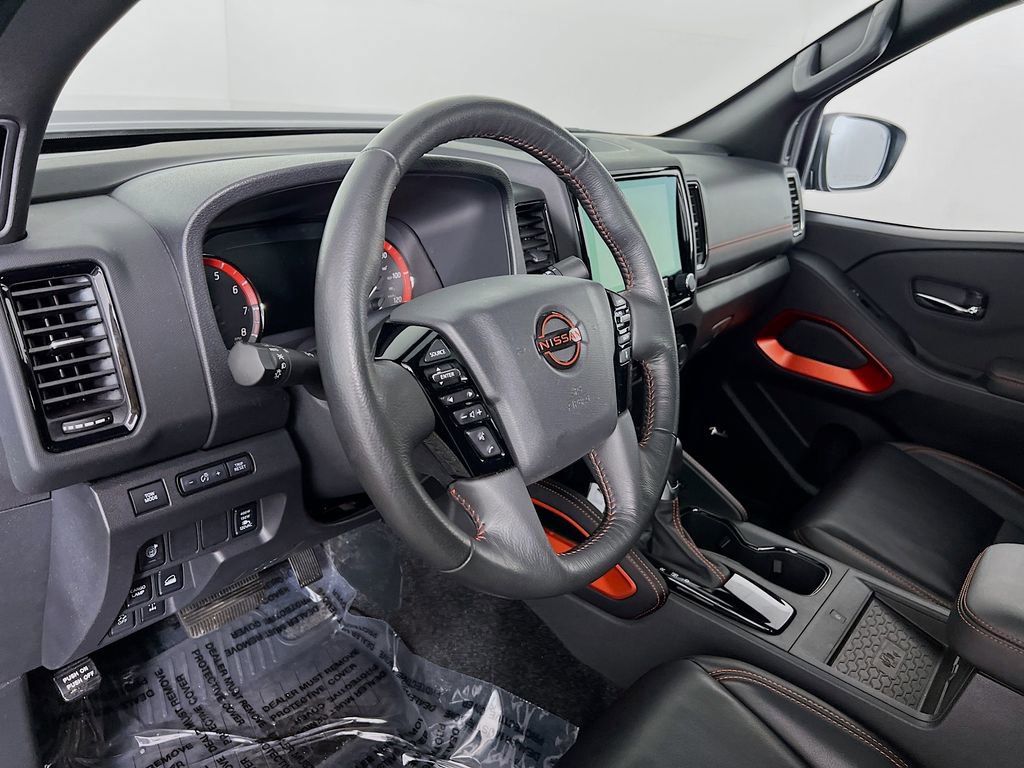 Used 2024 Nissan Frontier PRO-4X w/ Pro Premium Package image 8