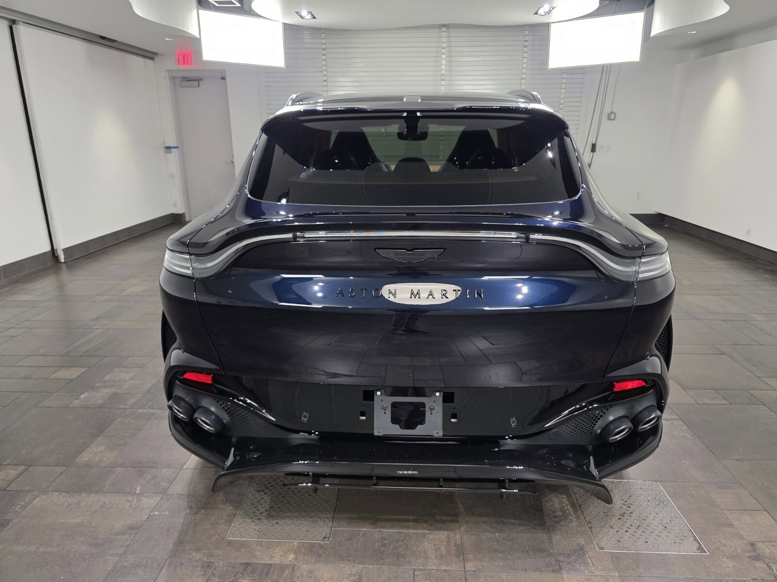 New 2025 Aston Martin DBX 707 image 28