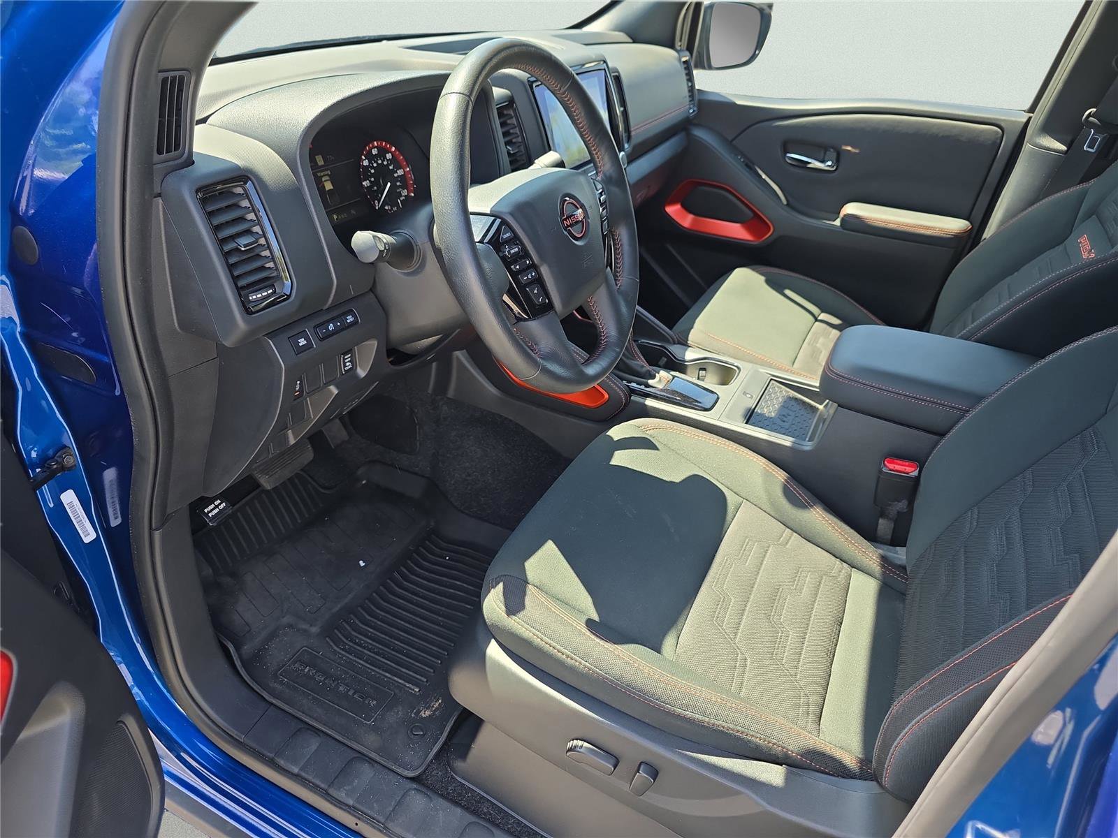 Used 2024 Nissan Frontier Pro-X w/ Pro Convenience Package image 10