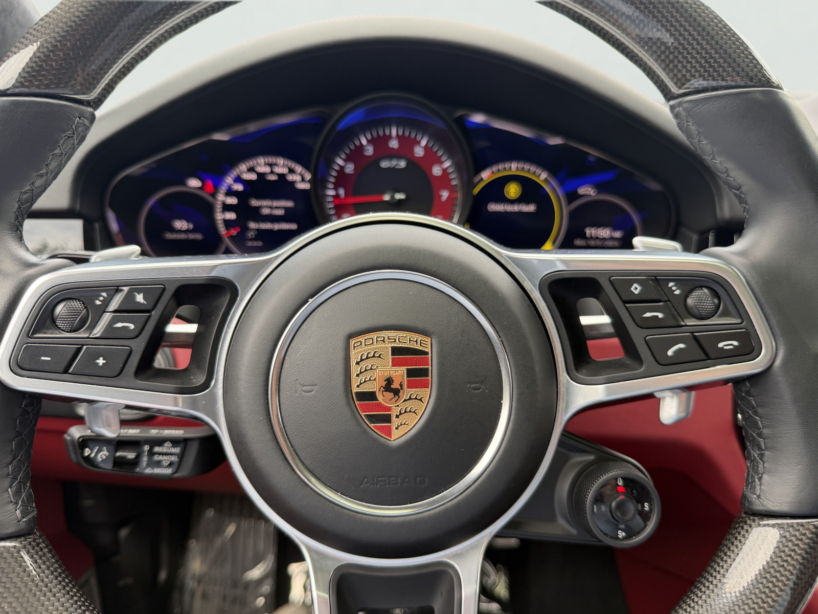 Certified 2022 Porsche Cayenne GTS AWD/4WD image 36