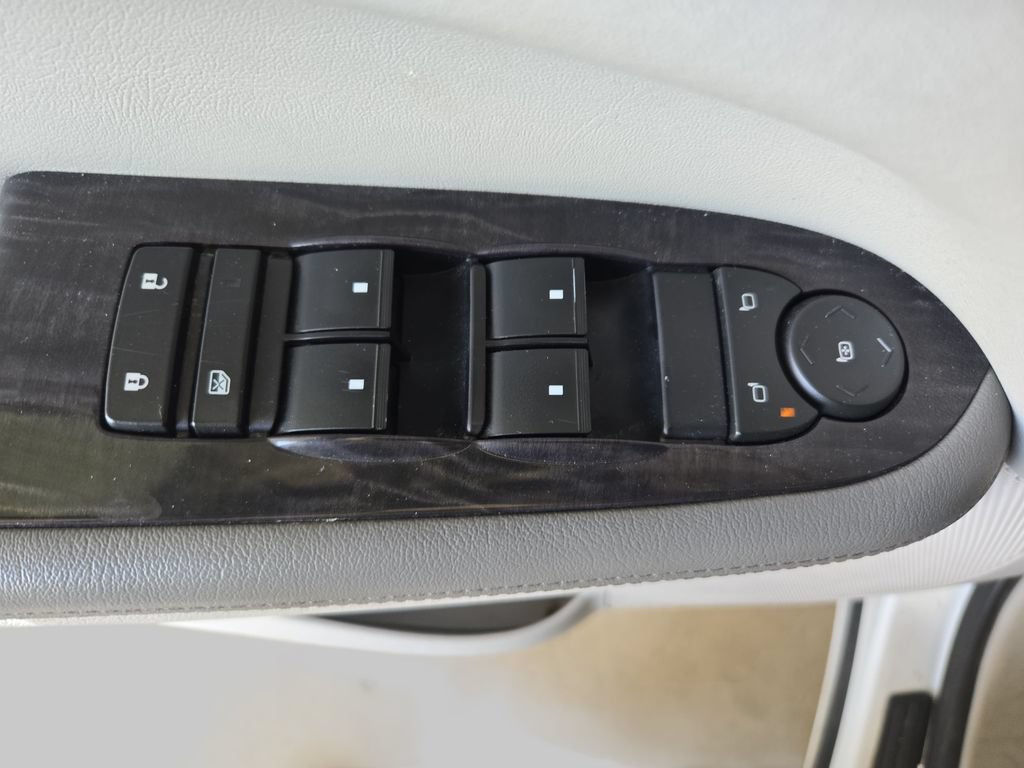 Used 2017 Buick Enclave Leather w/ Trailering Package AWD/4WD image 32