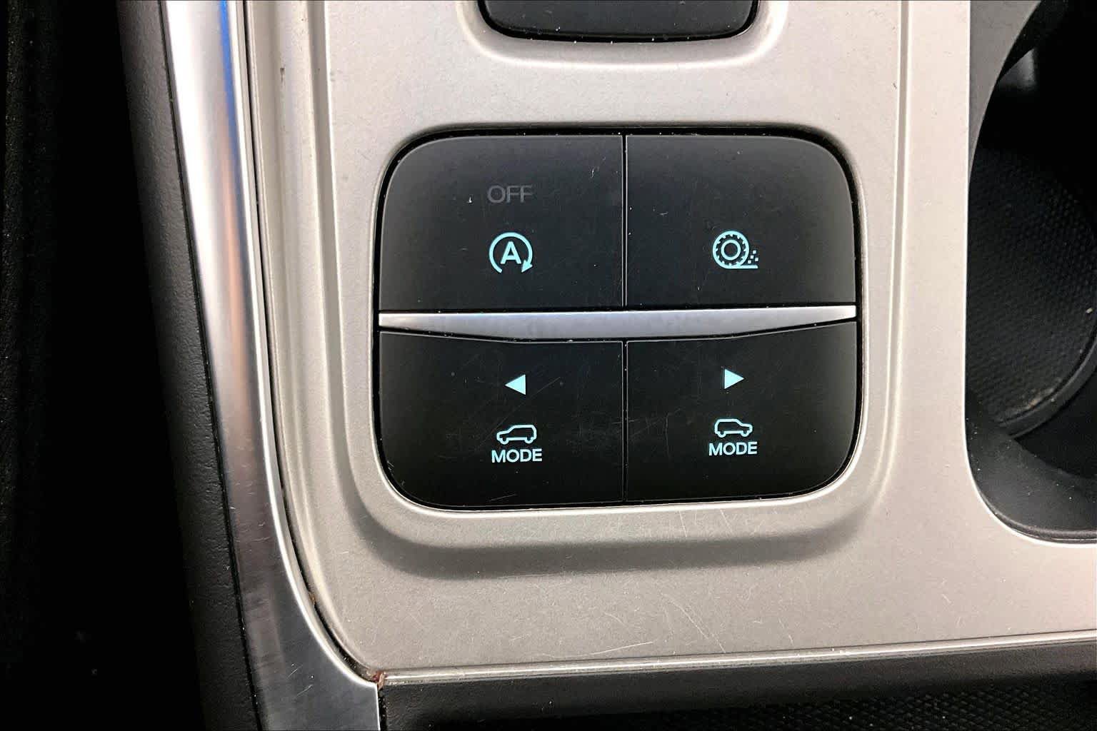 Used 2024 Ford Explorer XLT w/ Equipment Group 202A image 35
