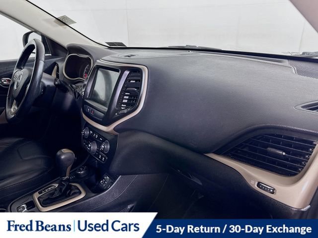 Used 2018 Jeep Cherokee Limited w/ High Altitude Package AWD/4WD image 35