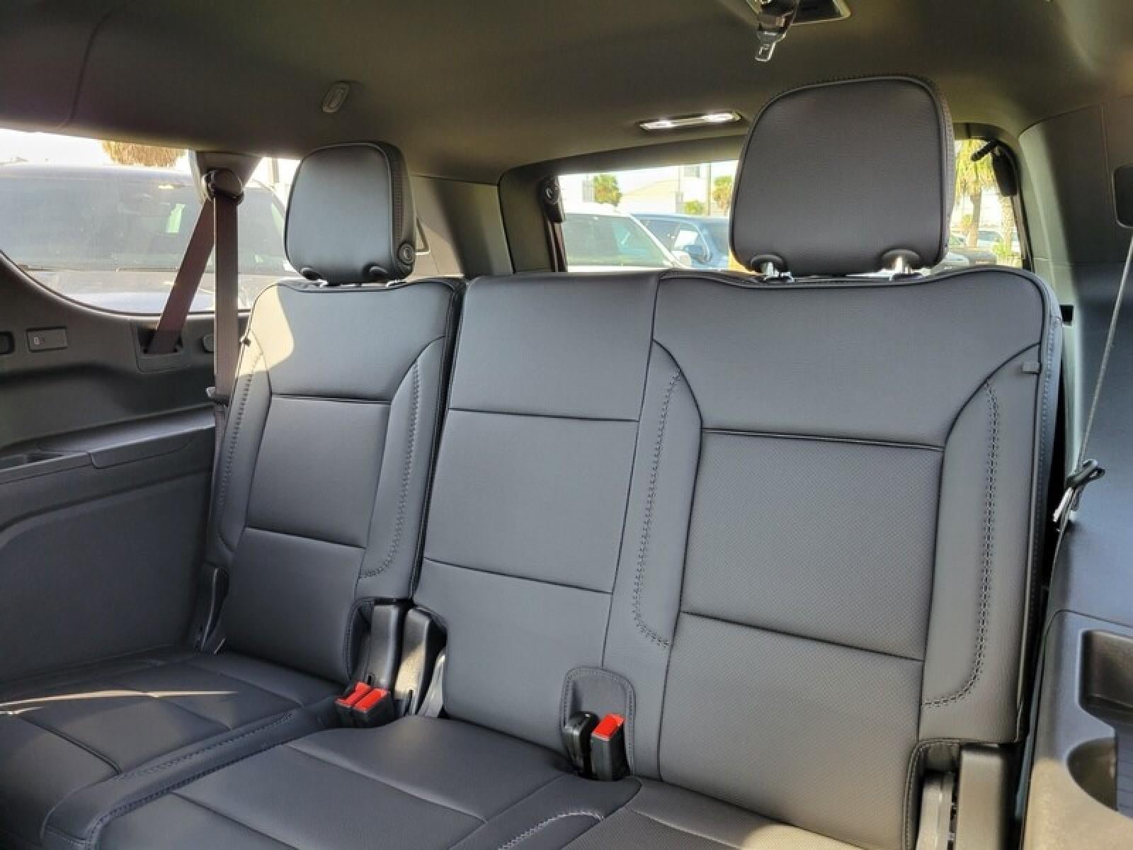 New 2026 GMC Yukon XL Denali w/ Denali Reserve Package RWD image 29