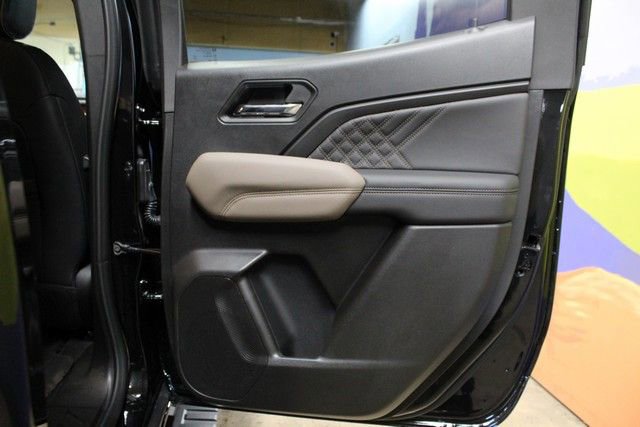 New 2026 GMC Canyon Denali image 13