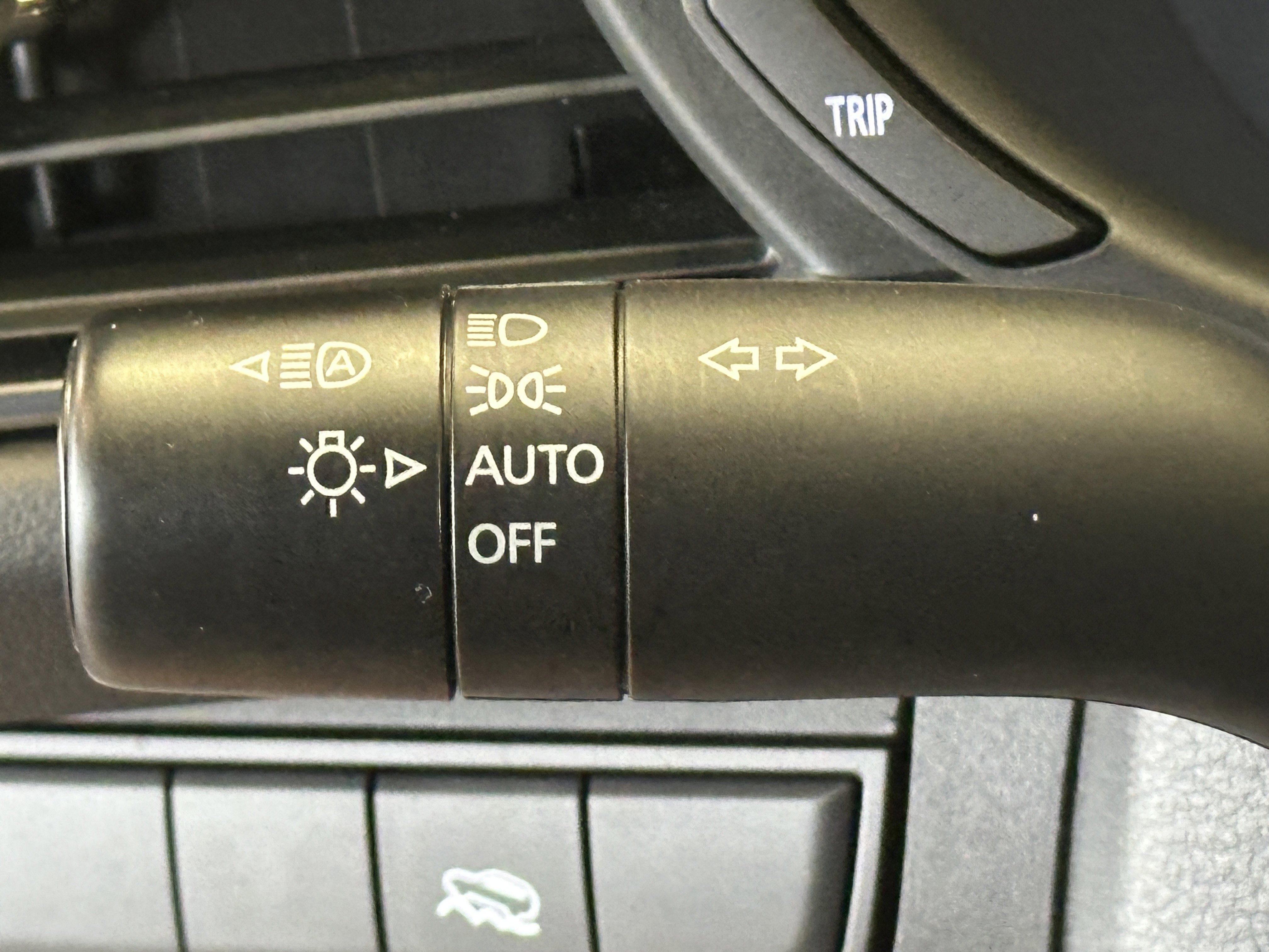 Certified 2023 MAZDA CX-30 AWD 2.5 S w/ Premium Package image 26