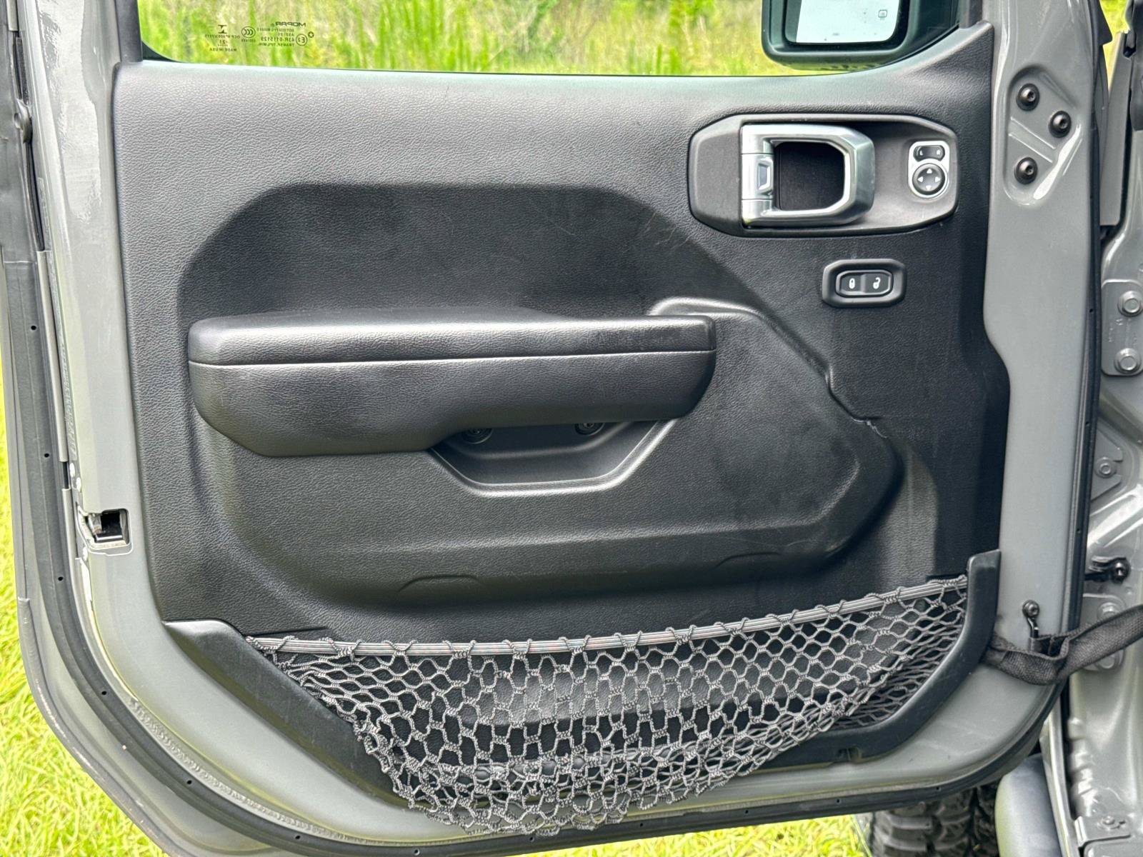Used 2021 Jeep Wrangler Sport AWD/4WD image 12