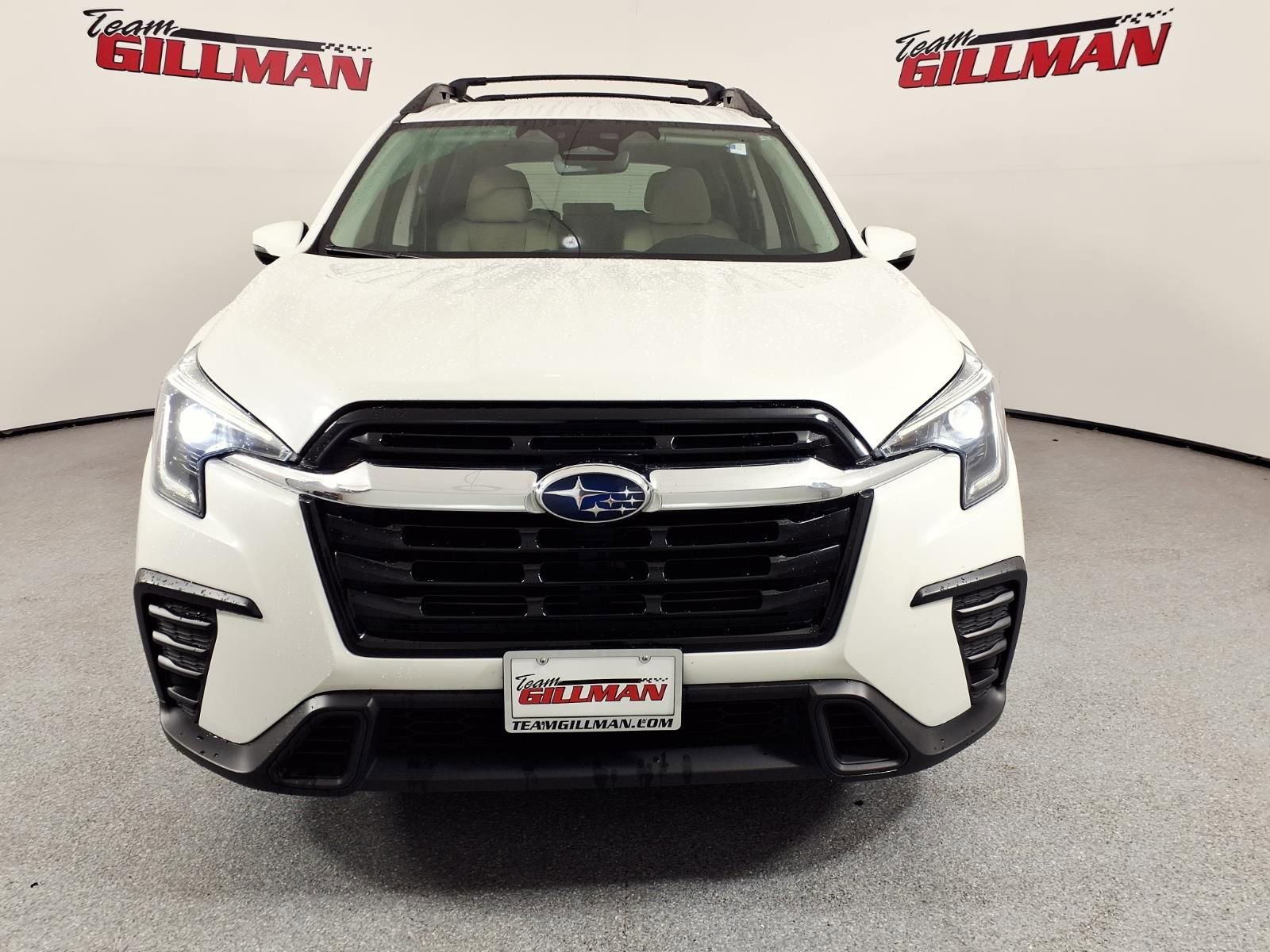 Used 2023 Subaru Ascent Premium w/ Convenience Package AWD/4WD image 2