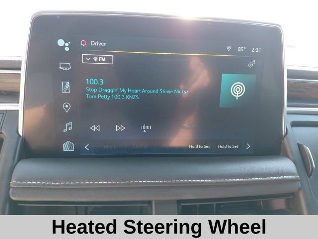 Used 2023 Chevrolet Suburban Premier image 18