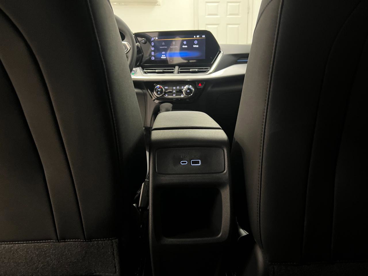 New 2026 Chevrolet Trax LT w/ Driver Confidence Package FWD image 38